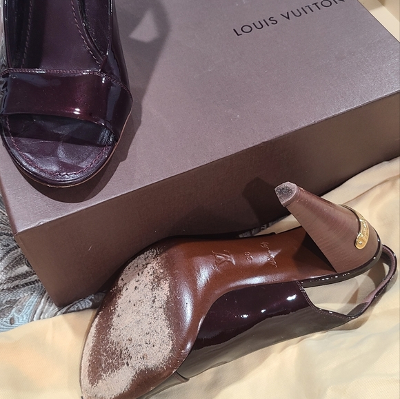 Louis Vuitton Heels - Picture 2 of 4